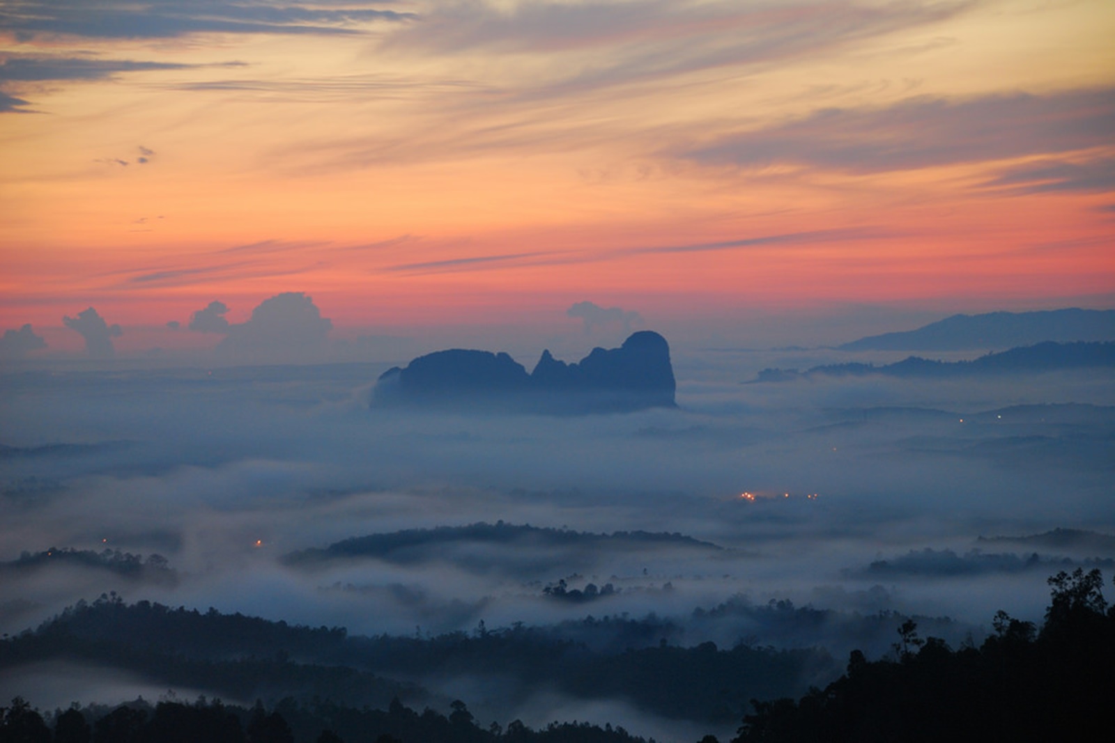 Gunung Tapis Park